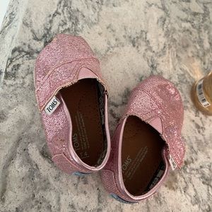 Toddler pink glitter TOMS
